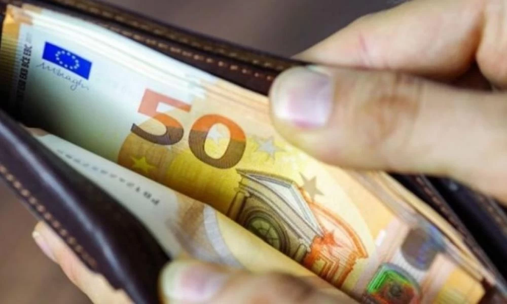 Επιδόματα: Τι πληρώνεται ως και την Πρωτοχρονιά